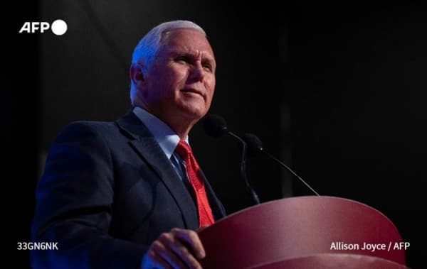 مايك بنس قدم ترشيحه للرئاسة الأميركية