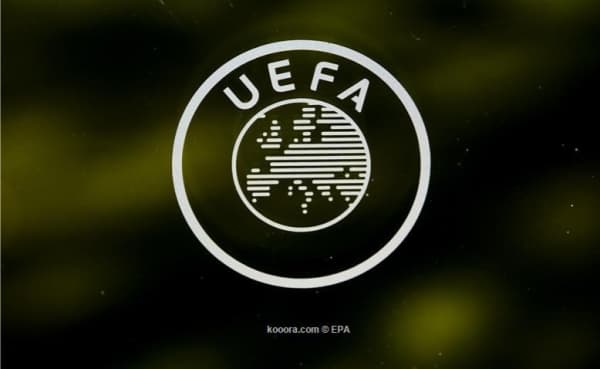 "يويفا" يعاقب مالياً برشلونة ومانشستر يونايتد