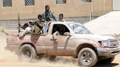 قتلى وجرحى في هجوم مباغت للحوثيين جنوبيّ البلاد