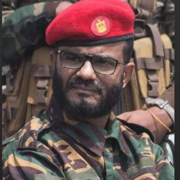 من هو عبداللطيف السيد الذي قضى بهجوم ارهابي في ابين؟