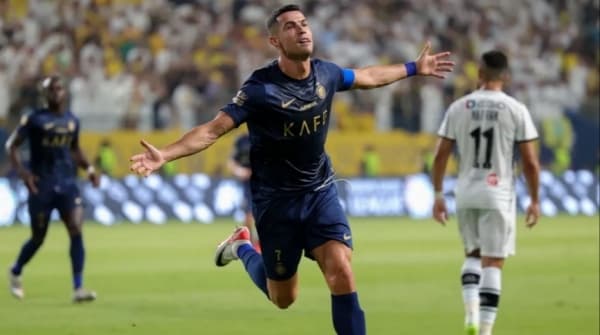 رونالدو يسجل هدفه الـ850 ويتصدر قائمة هدافي الدوري السعودي