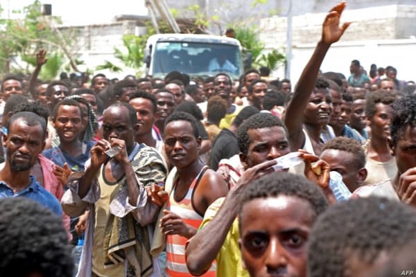 مقتل مهاجرين اثيوبيين اثنين بصدامات مسلحة بين مهاجرين من عرقيتي الاورمو والامهرة في عدن