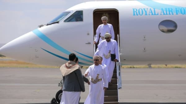 السعودية تقول انها وجهت دعوة لوفد حوثي لزيارة الممكلة للترتيب لاعلان وقف دائم وشامل لاطلاق النار