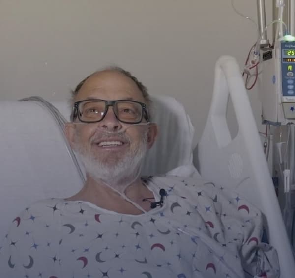 أطباء يزرعون قلب خنزير في جسد رجل بانتظار معجزة