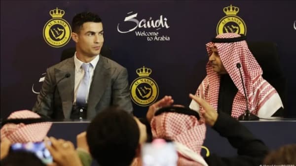 هل تشكل استثمارات دول الخليج العربية في الغرب تهديدا؟