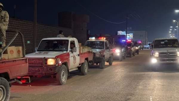 وصول قافلة غذائية ثانية للمتضررين من إعصار "تيج" في حصوين المهرة