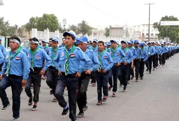 فريق الخبراء الدوليين يبدي قلقا بالغا من استمرار الحوثيين بتجنيد الاطفال وتلقين الطلاب ثقافة العنف والكراهية