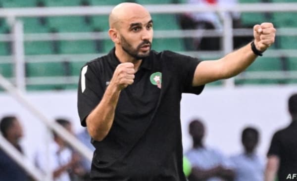 الكاف يعاقب الركراكي والاتحاد المغربي يستأنف