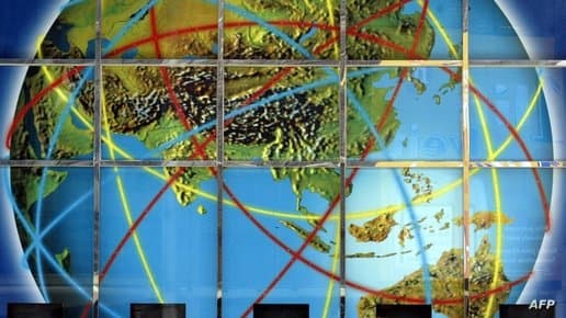 "عنق الزجاجة".. ما هي أبرز كوابل الاتصالات في البحر الأحمر؟