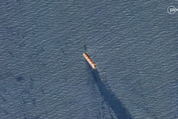 القيادة المركزية الأمريكية تؤكد استهداف الحوثيين للسفينة بينوكيو