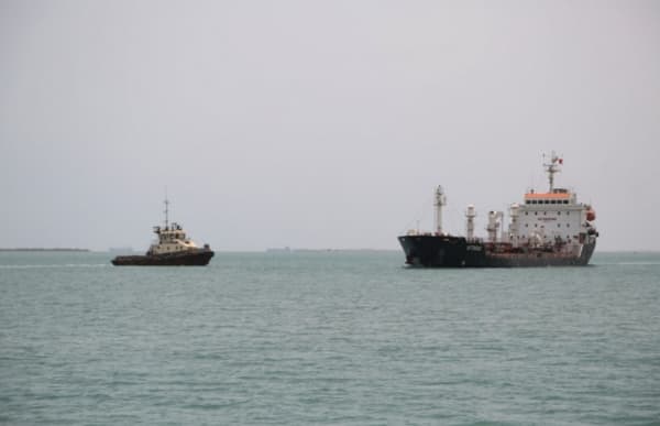 القيادة المركزية تقول أن الحوثيين هاجموا ناقلة نفط مملوكة للصين في البحر الأحمر