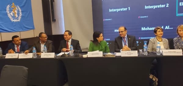 الحكومة المعترف بها تعلن عن دعم دولي لبرنامج التحصين الموسع بقيمة 25 مليون دولار