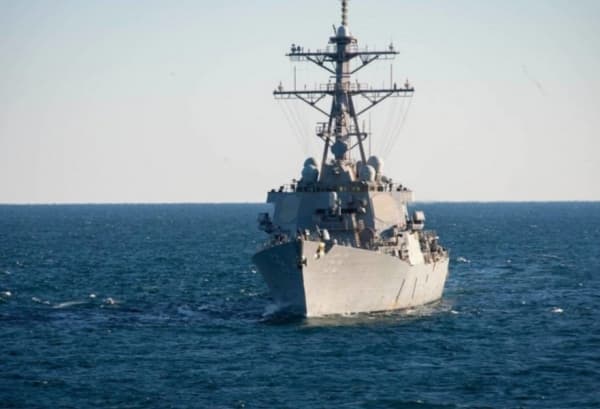 القوات الأمريكية تدمر 4 مسيّرات في مناطق سيطرة الحوثيين