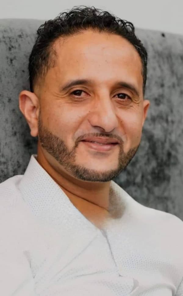 تعرض شاب يمني للطعن في ثاني حادثة اعتداء خلال أقل من 24 ساعة