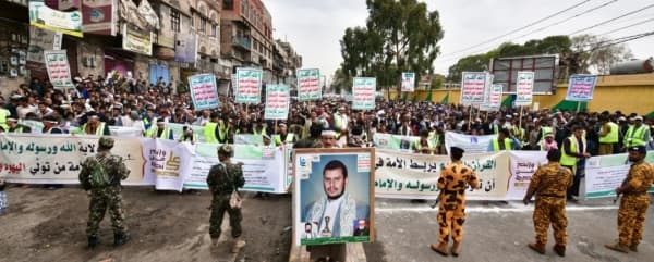 الحوثيون لم يواجهوا مقاومة في البحر الأحمر ومخاوف من مدّ نفوذهم إلى المتوسط وتسليح روسيا لهم