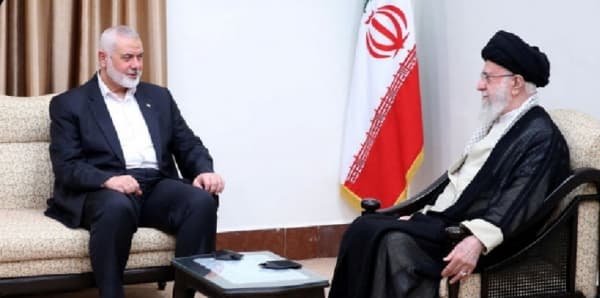 خامنئي يأمر بضرب إسرائيل مباشرة بعد "الصفعة القوية"