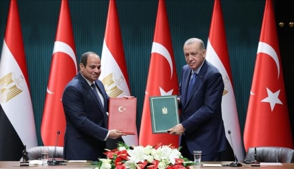تركيا ومصر توقعان 17 اتفاقية
