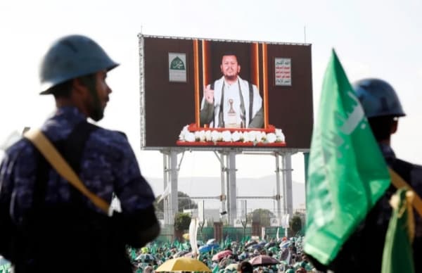 عودة الروح إلى الثقافة الجمهورية تهدد حكم جماعة الحوثي في اليمن