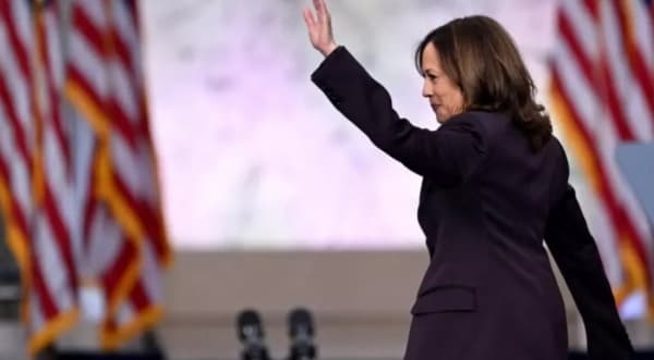 كامالا هاريس تعترف بالخسارة في الانتخابات الرئاسية الأمريكية أمام ترامب وتتعهد بانتقال سلمي للسلطة