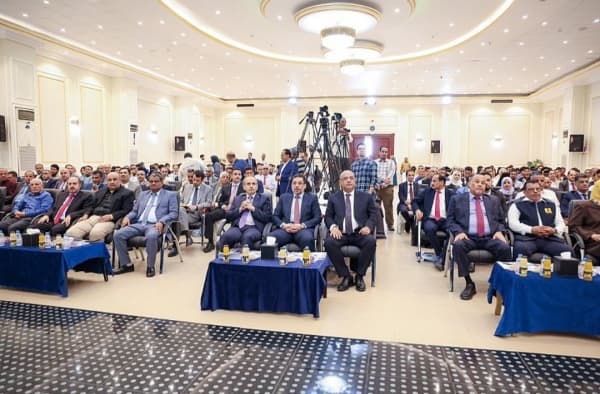 الحكومة تدشن مشروع تجهيز 12 كلية مجتمع بأكثر من 57 مليون دولار بتمويل كويتي