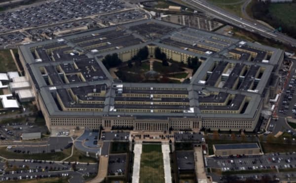 البنتاغون تصدر تقريرا عن "مشاهدات لأجسام طائرة مجهولة"