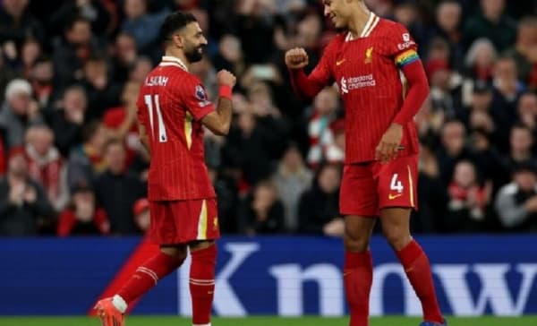 ريال مدريد يشدد الخناق على برشلونة وليفربول يعمق جراح مانشستر سيتي