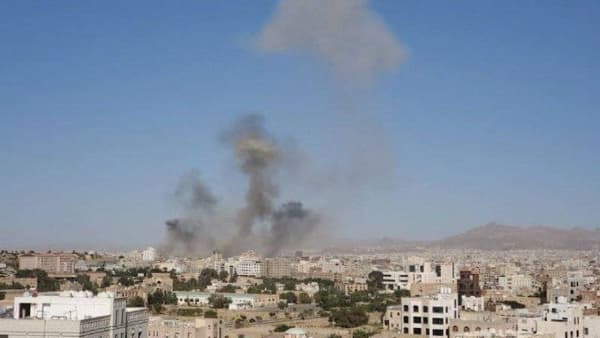 الحوثيون يعتبرون القصف الأمريكي مساندة "فجة" لإسرائيل